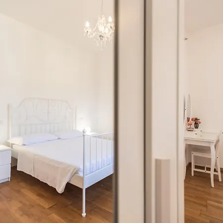 Angelic House Palace, 度假居