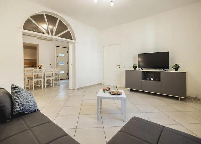 Angelic House Palace, 度假居 *